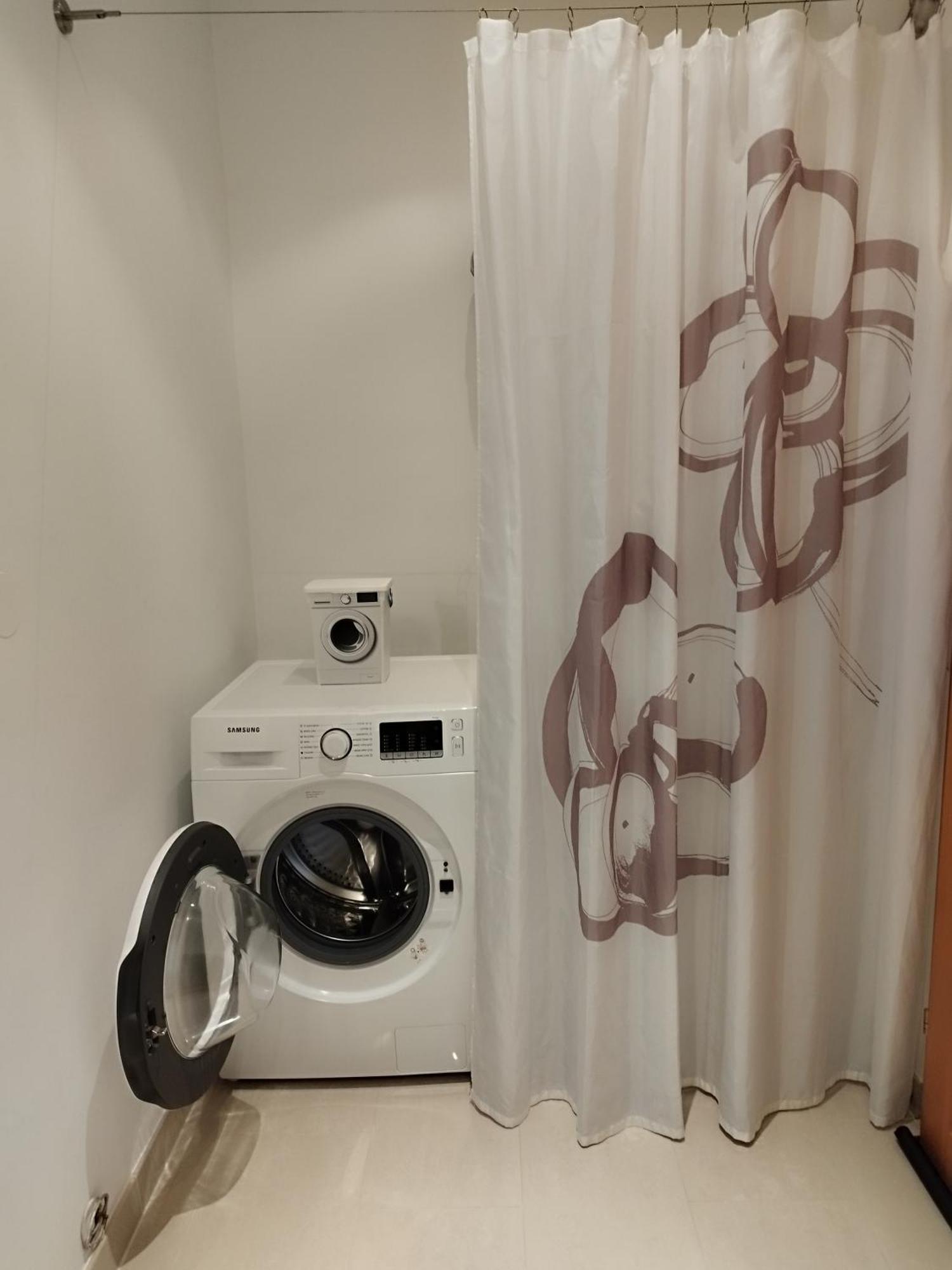 Ferienwohnung Am Sandstrand Omis Ngoại thất bức ảnh