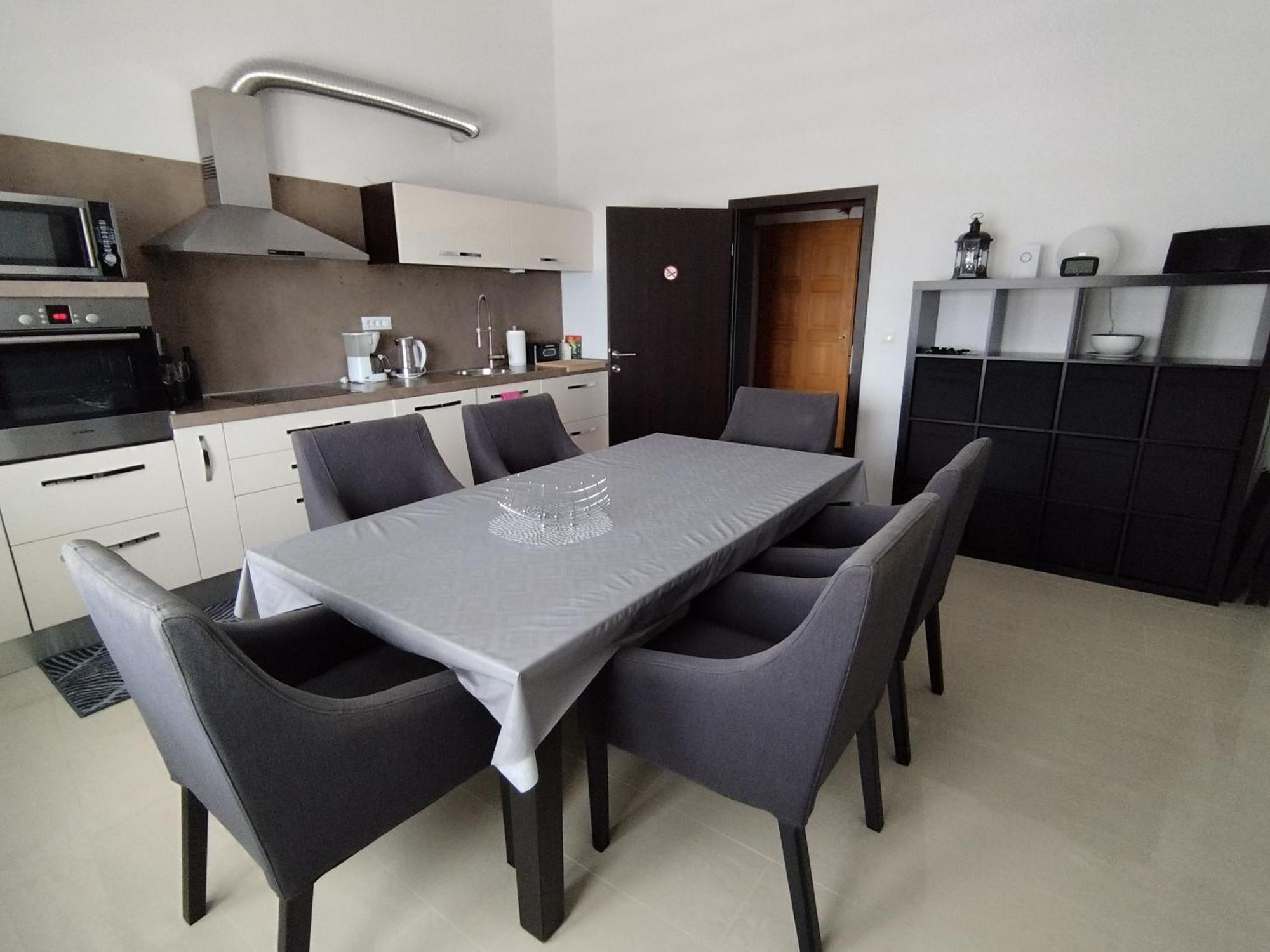 Ferienwohnung Am Sandstrand Omis Ngoại thất bức ảnh